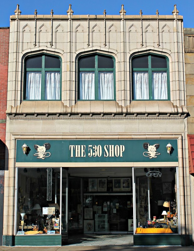 530 Shop on Broadway