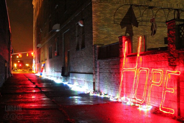 hope at end of alley wm