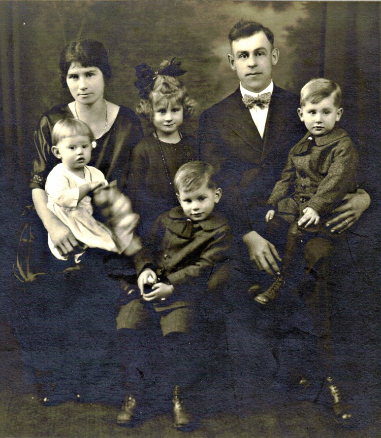 MaryMagJoeJerryWaltJoe