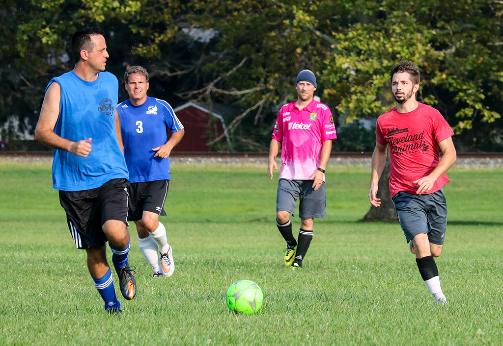 Lorain Sunday Stumblers 083015 01rs