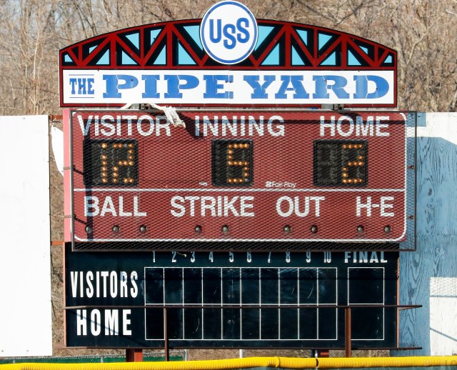 Titans shown mercy 041416