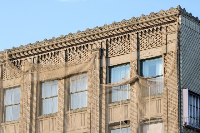 Spitzer Broadway Bldg net 01