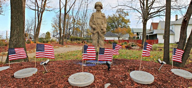111013-eb-hw-flags